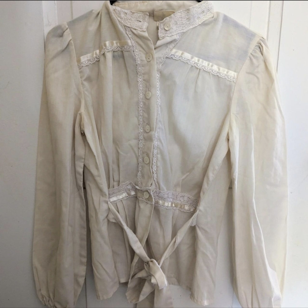 Vintage 60s cream blouse